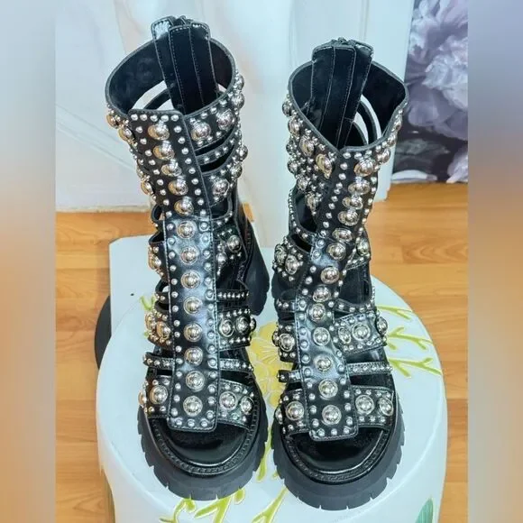 Jeffrey Campbell Black and Silver Gladiator Sandals/ size 8 - Picture 5 of 11